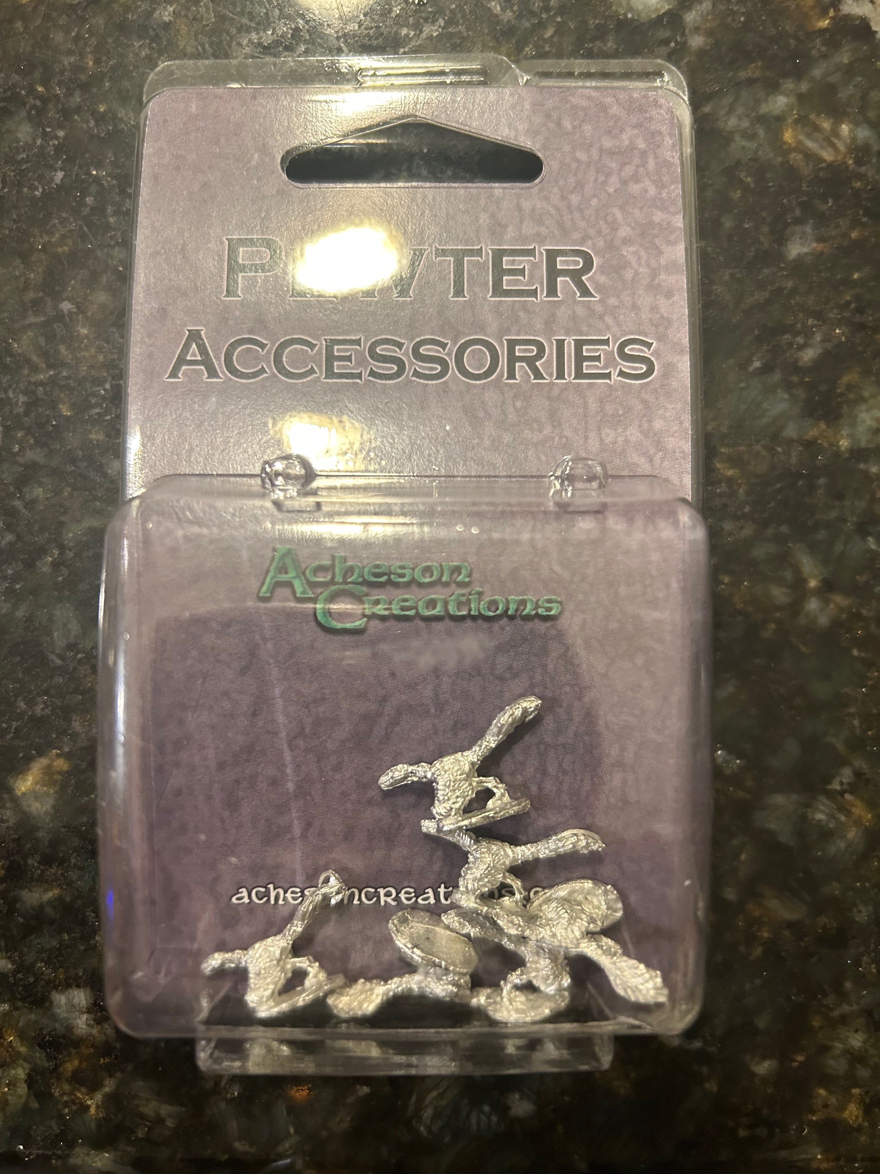 Small Velociraptors (6) – Messy House Miniatures